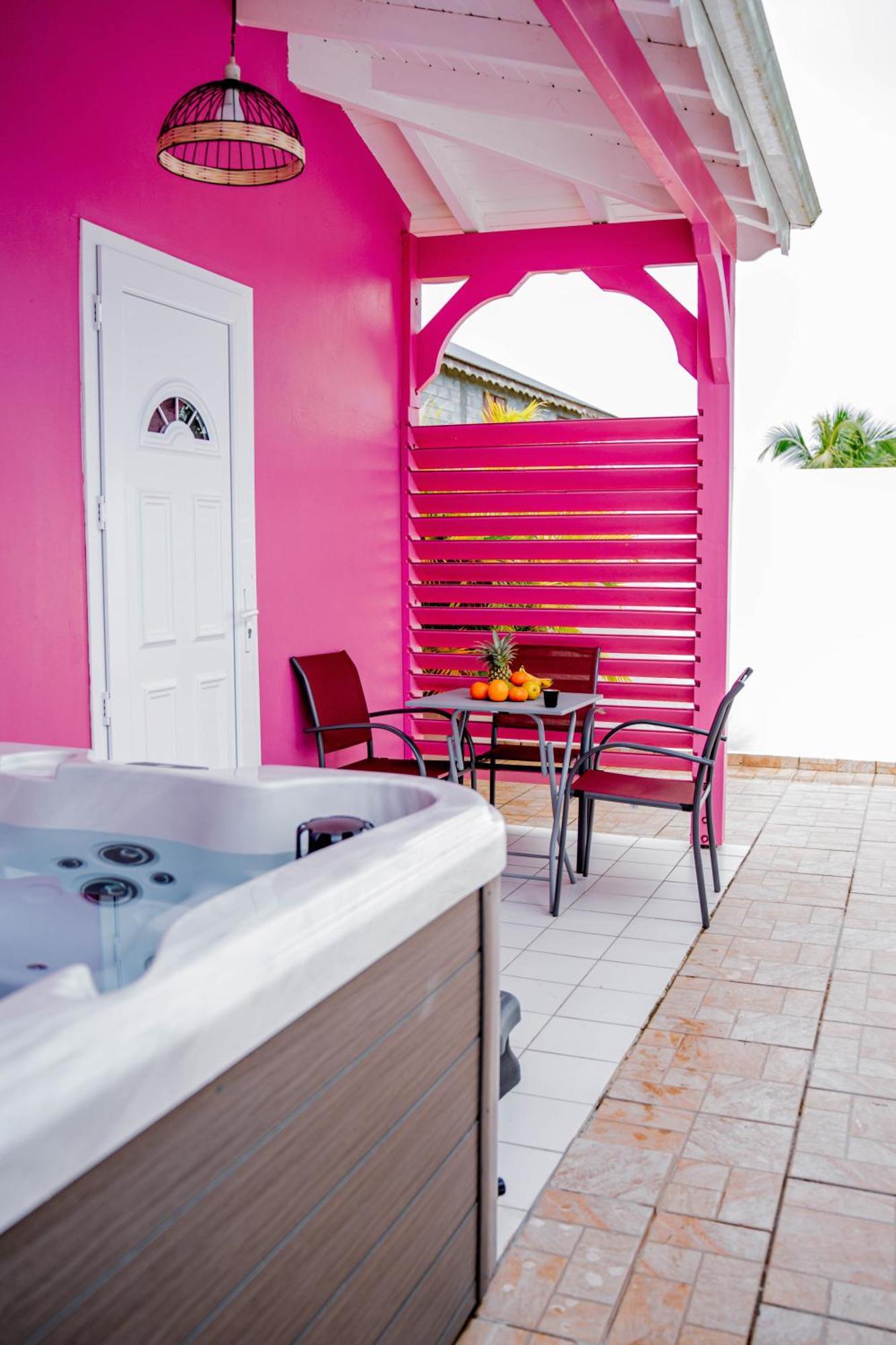 Domaine De La Rosa Spa Privatif Les Abymes Bagian luar foto